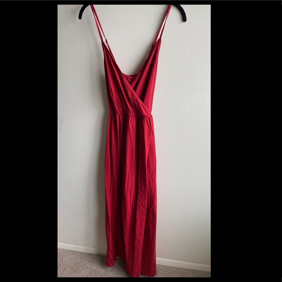 💃🏻Red V-Neck Backless Split Maxi Dress - Picture 6 of 7
